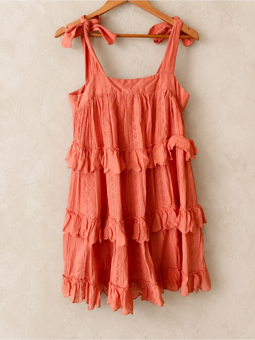 Sézane Oriane Dress Peach – Chic Parisian Timeless Style